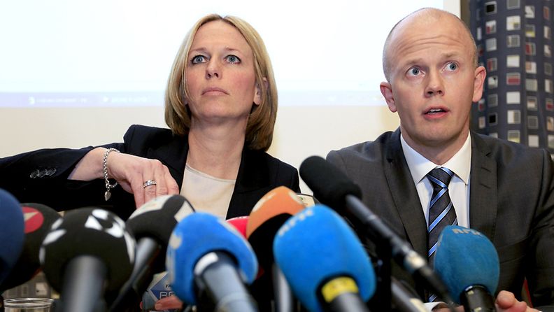Syyttäjät Inga Beijer Engh ja Svein Holden selostivat Breivik syytteitä tänään lehdistötilaisuudessa Oslossa. 