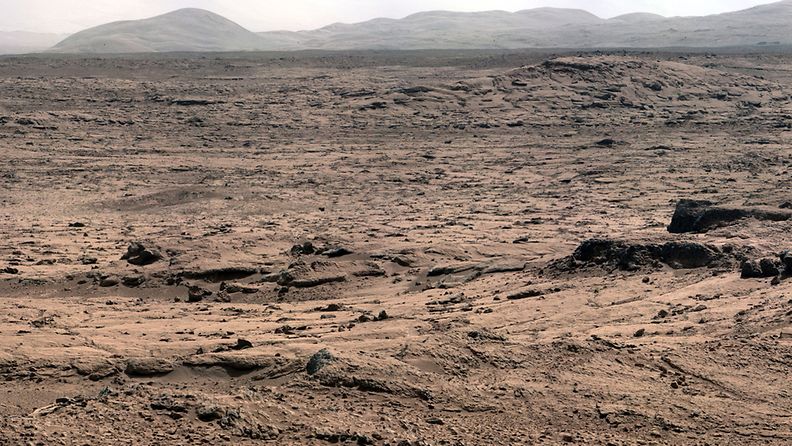 Nasan Curiosity-mönkijän ottama kuva Marsista.