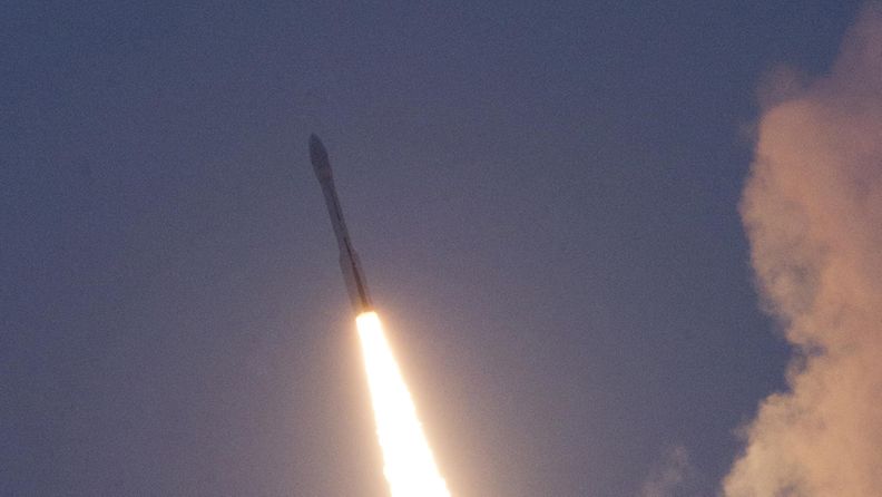 Eurooppalaisen Vega-raketin laukaisu avaruuteen onnistui  Ranskan Guayanasta Etelä-Amerikassa.
