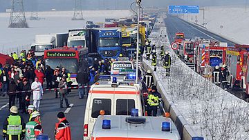 Sadan auton ketjukolari Saksassa 12.3.2010. Kuva: Epa