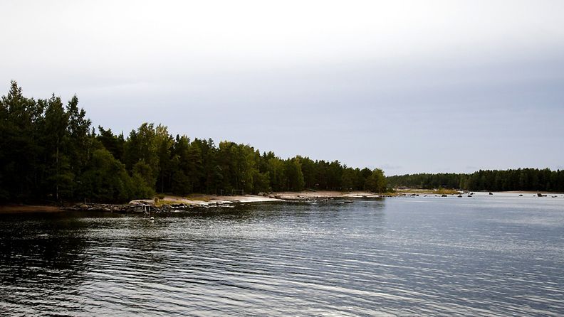 Rajavyöhyke itäisellä Suomenlahdella. Kuvassa Suomelle kuuluva Santion saari.