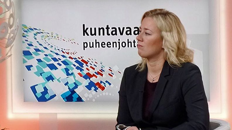 Jutta Urpilainen oli Huomenta Suomen kuntavaalitentissä 18.10.2012. 