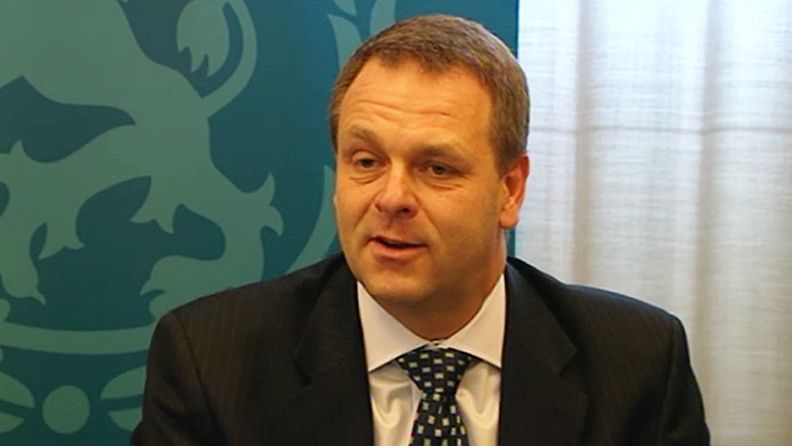 Jan Vapaavuoresta tulee elinkeinoministeri Jyri Häkämiehen tilalle. 