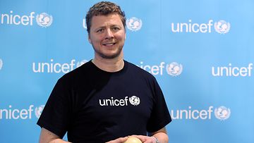 Jaakko Saariluoma on Unicefin hyvän tahdon lähettiläs
