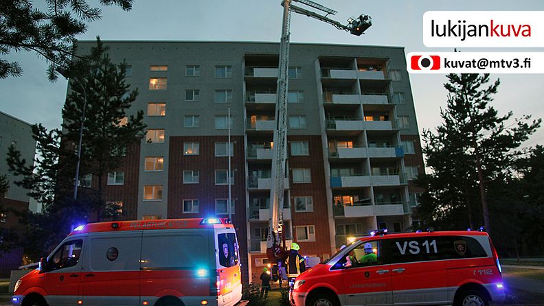 Kerrostalokaksio paloi remonttikuntoon eilen illalla Turun Runosmäessä. 