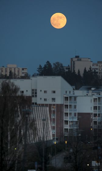 Kuu Espoossa 5. toukokuuta 2012. 