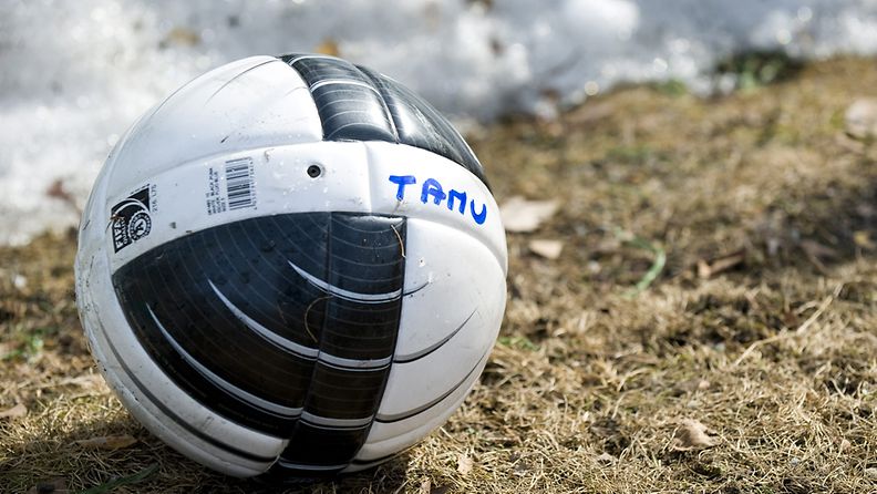 Hovioikeus tuomitsi 2 jalkapalloseura TamU:n entistä johtomiestä ehdolliseen vankeuteen törkeästä rahanpesusta. 