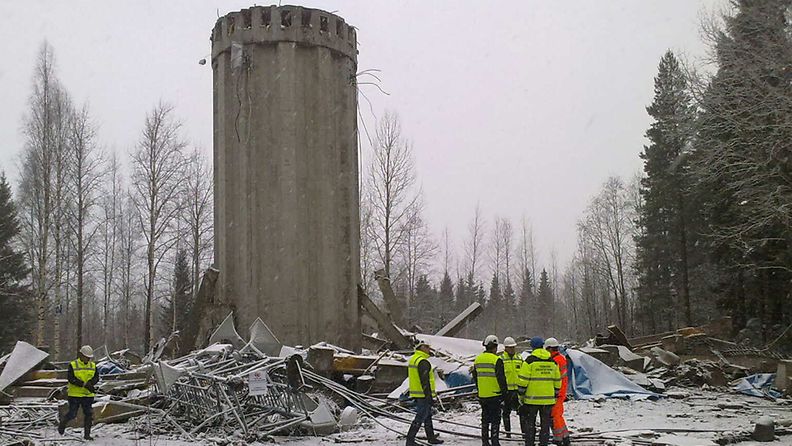 Onnettomuustukintakeskus tutkii, mitkä syyt johtivat vesitornin romahtamiseen Jyväskylässä.