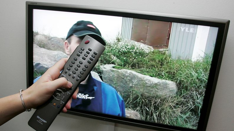 Viestintävirasto on harkinnut mahdollisuutta, että tv-maksu tulisi kaikkien maksettavaksi siitä huolimatta, omistaako televisiota vai ei.