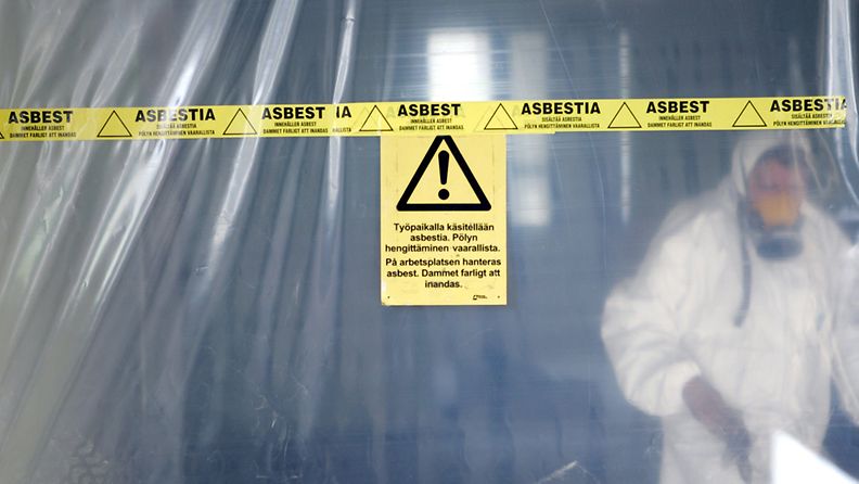Tahalliset ja tahattomat laiminlyönnit ovat yleisiä asbestia sisältävien remonttikohteiden purkutöissä, kirjoittaa Keskisuomalainen. Kuvituskuvaa, kuva ei liity juttuun. 