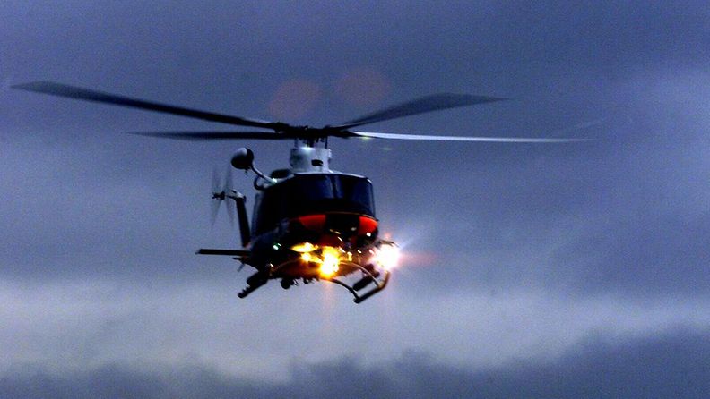 Rajavartiolaitoksen Bell 412 EP SAR valvonta- ja meripelastushelikopteri. 