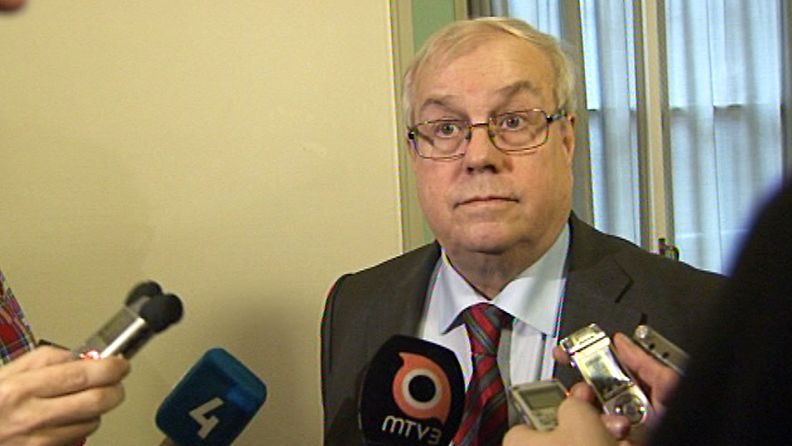 Liikenneviraston pääjohtaja Juhani Tervala eroaa tehtävästään 1.1.2013. Eron syynä on luottamuspula.