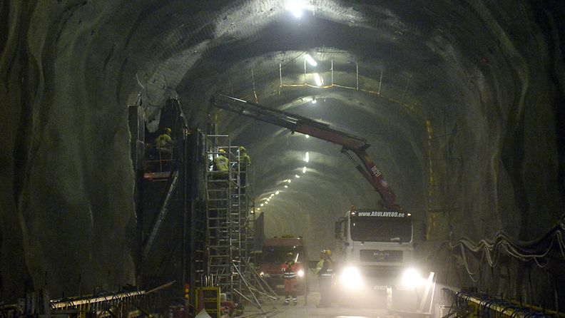 Kehäradan tunnelityömaa Vantaalla torstaina 6. kesäkuuta 2013.