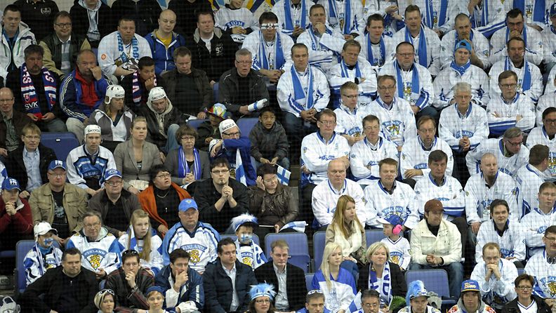 Suomen ja Slovakian välisessä ottelussa ei juuri vastustajajoukkueen faneja näkynyt.