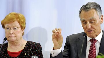 Finnish President Tarja Halonen (L) and President Anibal Cavaco Silva of Portugal attend a joint Press Conference in Helsinki, Finland on February 11, 2012. President Halonen is hosting a meeting of eight presidents in Helsinki on 10-11 February.