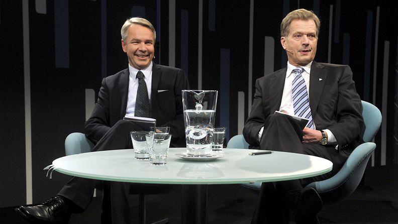 Presidenttiehdokaat Pekka Haavisto ja Sauli Niinistö osallistuivat Helsingin Sanomien ja Nelosen yhteiseen vaalitenttiin 31. tammikuuta 2012. 