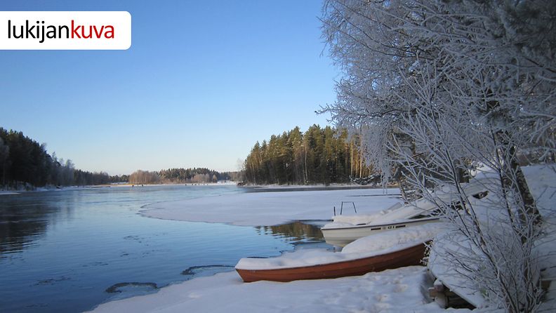 Talvinen Kymijoki Kouvolassa 12. tammikuuta 2013. Lukijan kuva: Pirjo Hokkanen