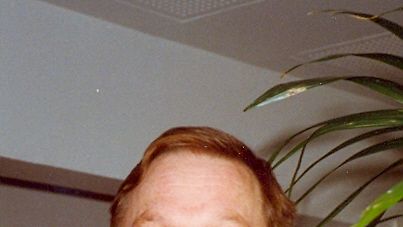 Niuvanniemen sairaalan potilas Jari-Pekka Johannes Laitala karkasi hoitohenkilöstöltä maanantaina 25.5.2009 ollessaan saatetulla matkalla Tervolassa.