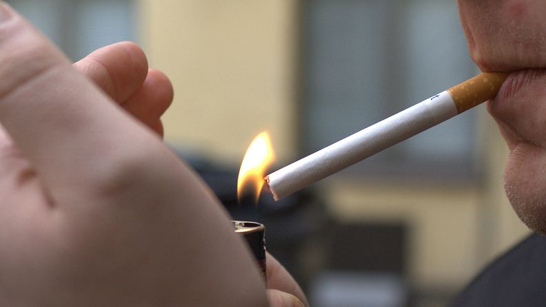 Selvityksen mukaan suomalaisten tupakoinnissa on tapahtunut radikaali muutos. 