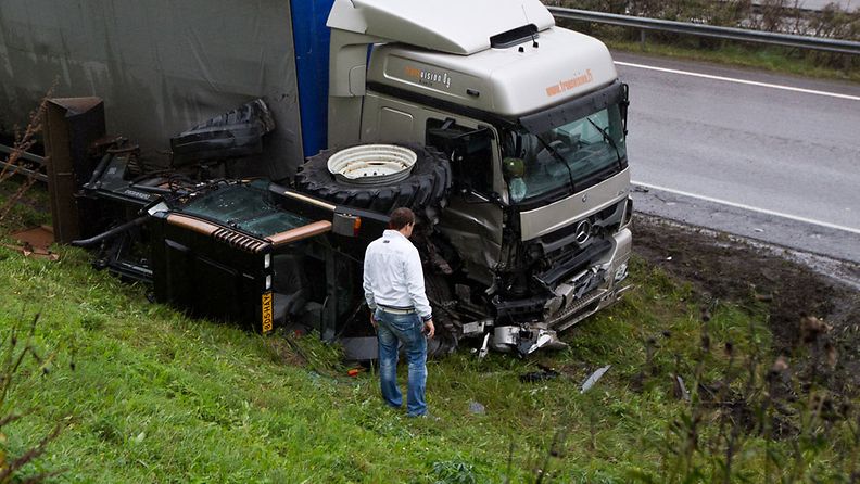 Rekan ja traktorin onnettomuus Vantaalla 1. lokakuuta 2012.