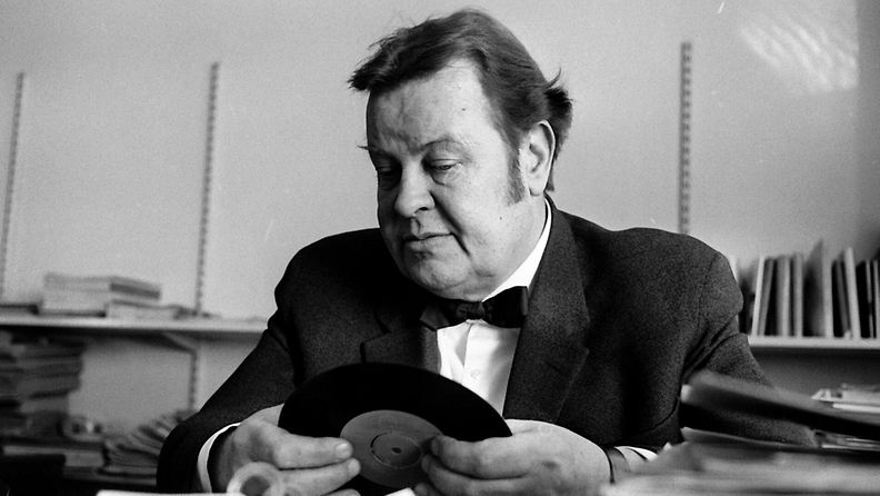 : Säveltäjä Toivo Kärjen teokset ovat soitetuimpia iskelmäradion kappaleita. Toivo Kärki kuvattuna 1969. 