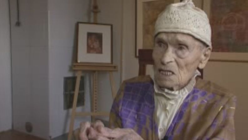 100-vuotias taiteilija Kaarina Staudinger-Loppukaarre