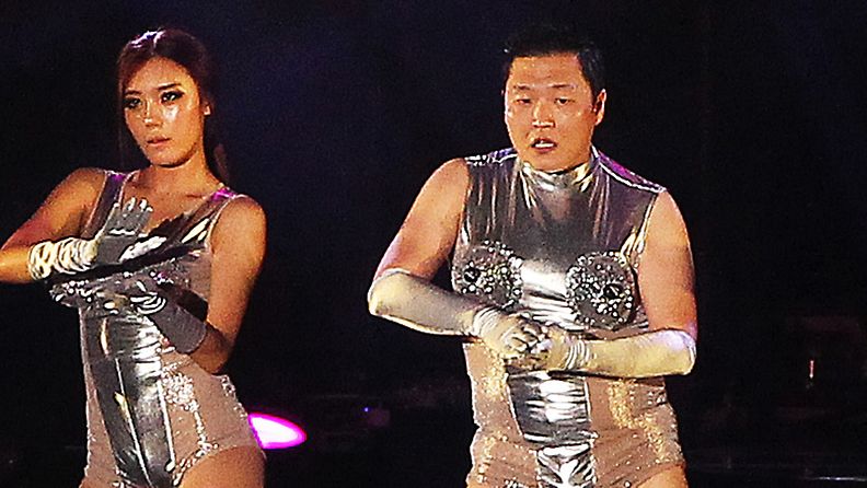 Psy-artistin (Park Jae-sang) Gangnam Style on maailmanlaajuinen hitti.