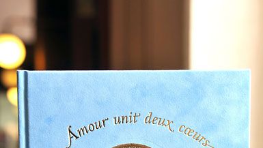 Vuoden 2009 kaunein kirja: Amour unit deux coeurs 