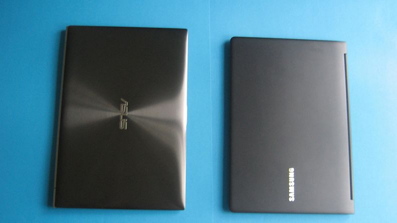 Asus ZENBOOK Prime (vasemmalla) ja Samsungin 9-sarjan kannettava.