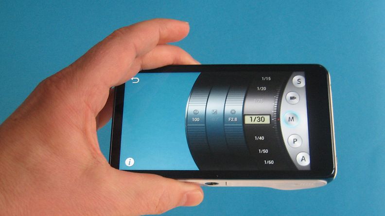 Samsung Galaxy Camera. Android-käyttöjärjestelmällä toimiva kamera.