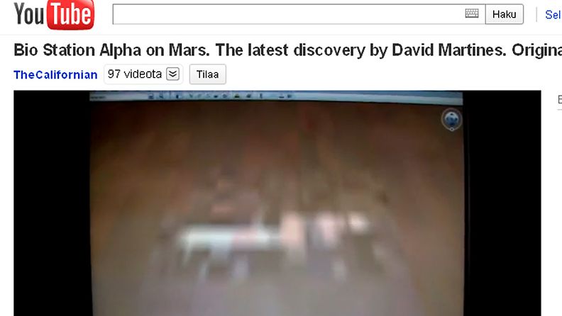 Yhdysvaltalainen David Martines uskoo löytäneensä rakennuksen Google Earthin mars-luotaimen ottamista kuvista. Kuva: YouTube
