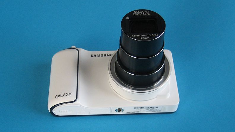 Samsung Galaxy Camera. Android-käyttöjärjestelmällä toimiva kamera.