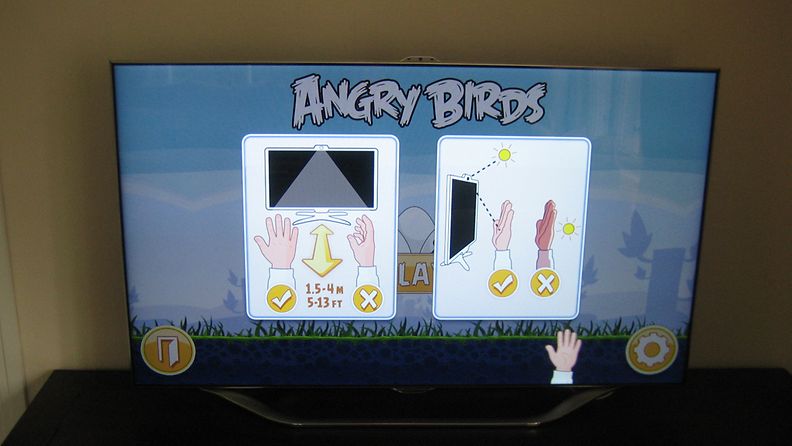 Samsungin 55-tuumainen Smart TV ja Angry Birds.