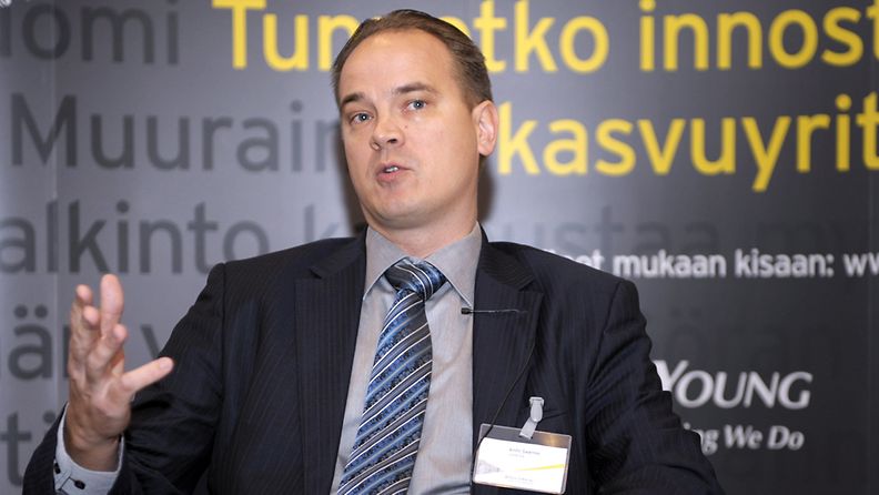 Jolla Mobilen hallituksen puheenjohtaja Antti Saarnio osallistui Ernst & Youngin tilaisuuteen kasvuyrittäjyydestä Helsingissä tiistaina 12. helmikuuta 2013.  