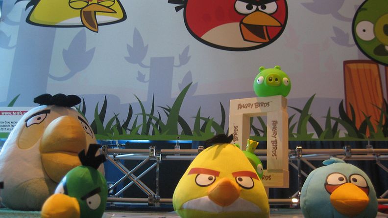 Angry Birds Action Gamen esittely Tampereen Särkänniemessä 7.6.2012.