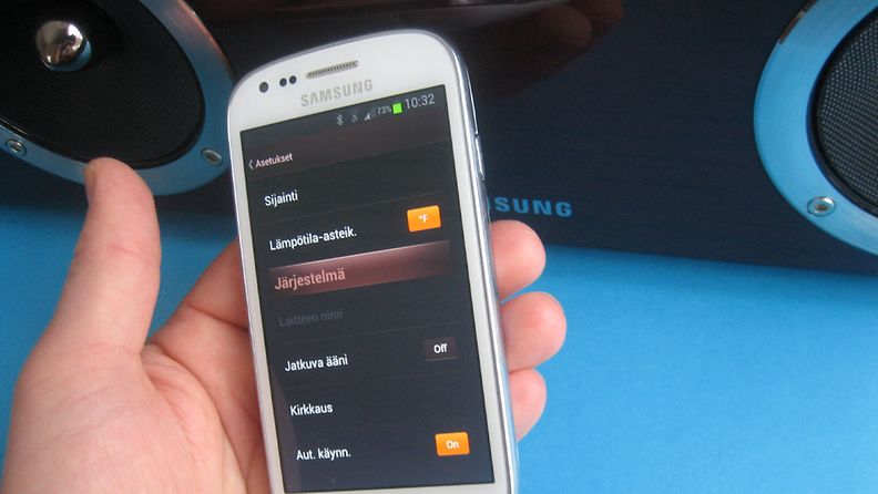 Samsung Wireles Audio with Dock -kaiutintelakka