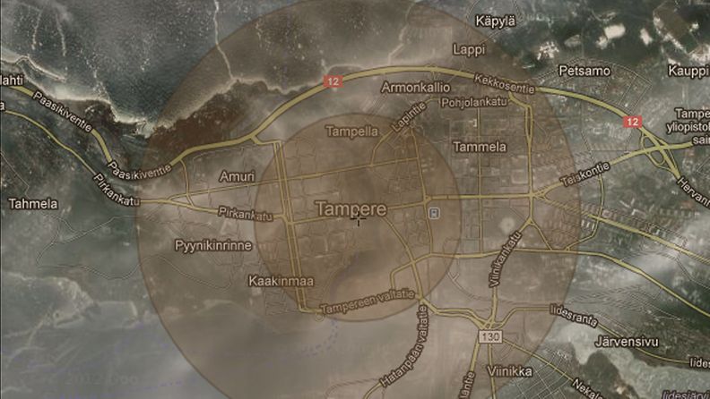 Kymmenen kilotonnin räjähdyksen vaikutus Tampereen kartalla havainnollistettuna.