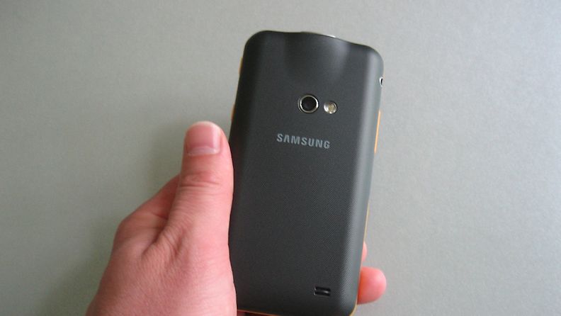 Samsung Galaxy Beam -videoprojektoripuhelin