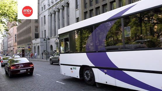 Hakatut bussikuskit - missä vika? 