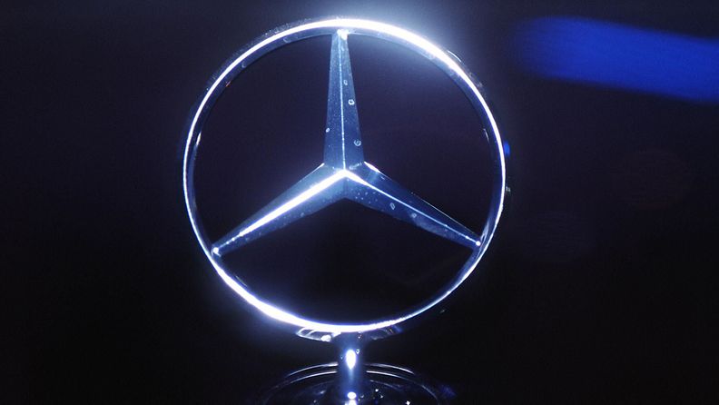 Mercedes Benzin keulakoriste (Kuva: Lehtikuva)