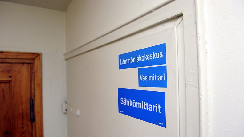 Turun Sanomien mukaan myös vanhoihin kerrostaloasuntoihin on asennettava vastaisuudessa vesimittarit. 