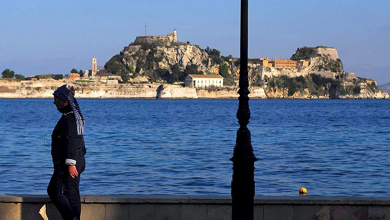 Korfun vanha kaupunki kuvattuna 5.7.2007. Julkisuudessa on arveltu Korfun olevan yksi niistä saarista, joita Kreikka voisi hyödyntää vuokrattavaksi. 