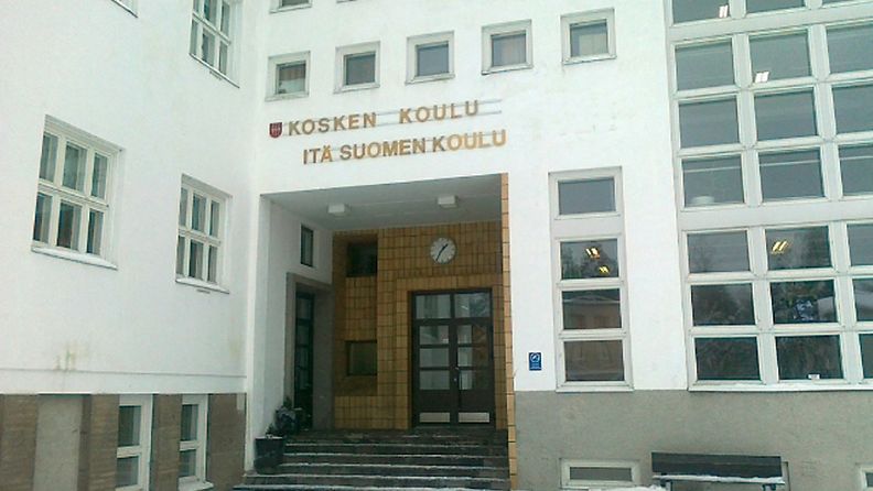 Uutissilmä: 14.2.2012, Koululaista puukotettiin Kosken koulussa Imatralla.jpg
