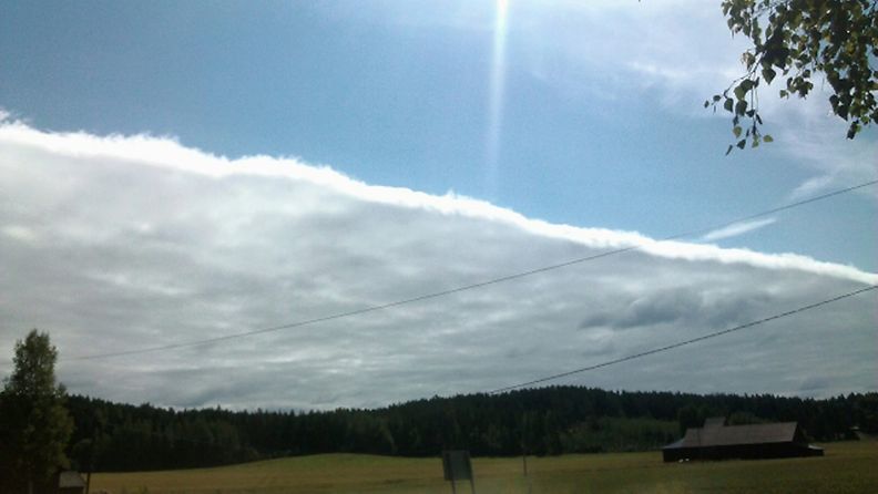 Uutissilmä 11.8.2012, Leveä pilvi - Salo