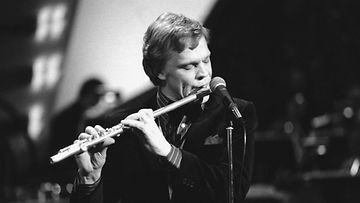 Loiri Euroviisujen karsinnoissa 1980. Loiri edusti Suomea finaalissa Haagissa kappaleella Huilumies.