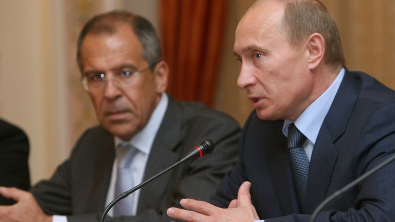 Sergei Lavrov (vas.) ja Vladimir Putin