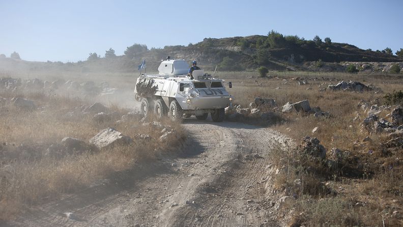 Suomalaisten rauhanturvaajien käyttämä Pasi suorittamassa ajoneuvopartiota Libanonissa heinäkuun alussa.