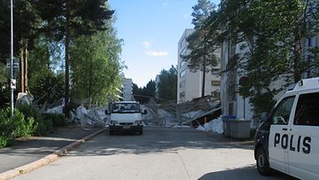 Myrsky riepotteli Etelä-Suomessa 12.6.2010