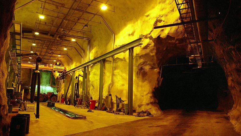 Kanadalaisen Inmet-kaivosyhtiön omistama Pyhäsalmen kaivos, huoltohalli. 