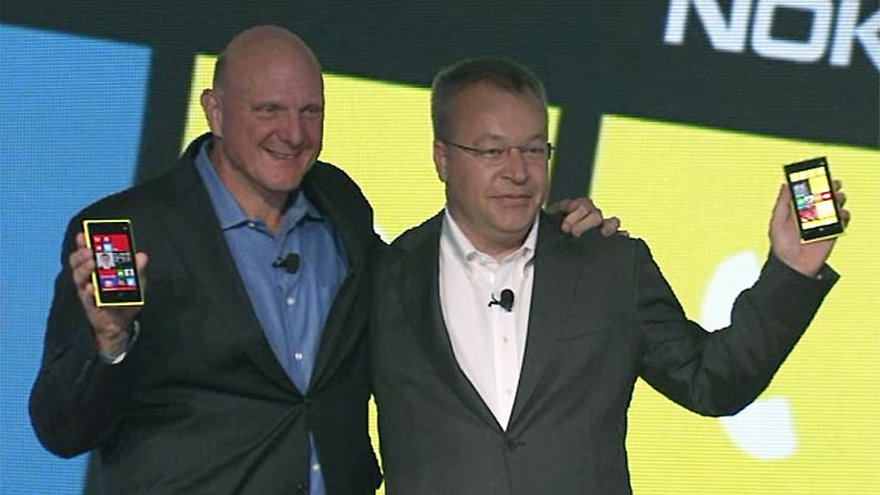 Microsoftin toimitusjohtaja Steve Ballmer ja Nokian toimitusjohtaja Stephen Elop.